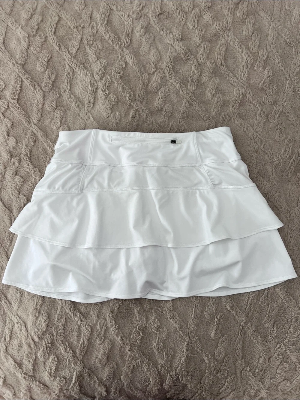 Athleta Ruffled Skort - Picture 2 of 5